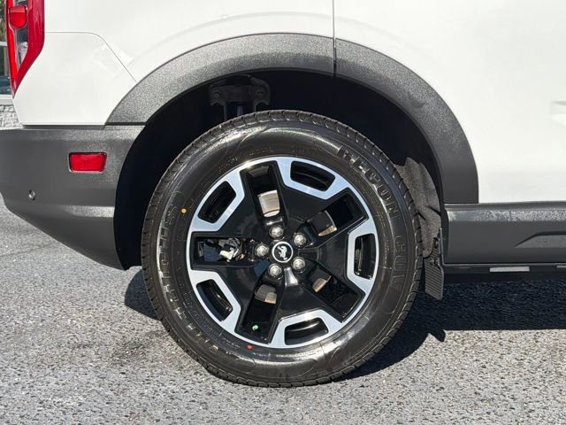 Certified 2023 Ford Bronco Sport Outer Banks w/ Tech Package image 33