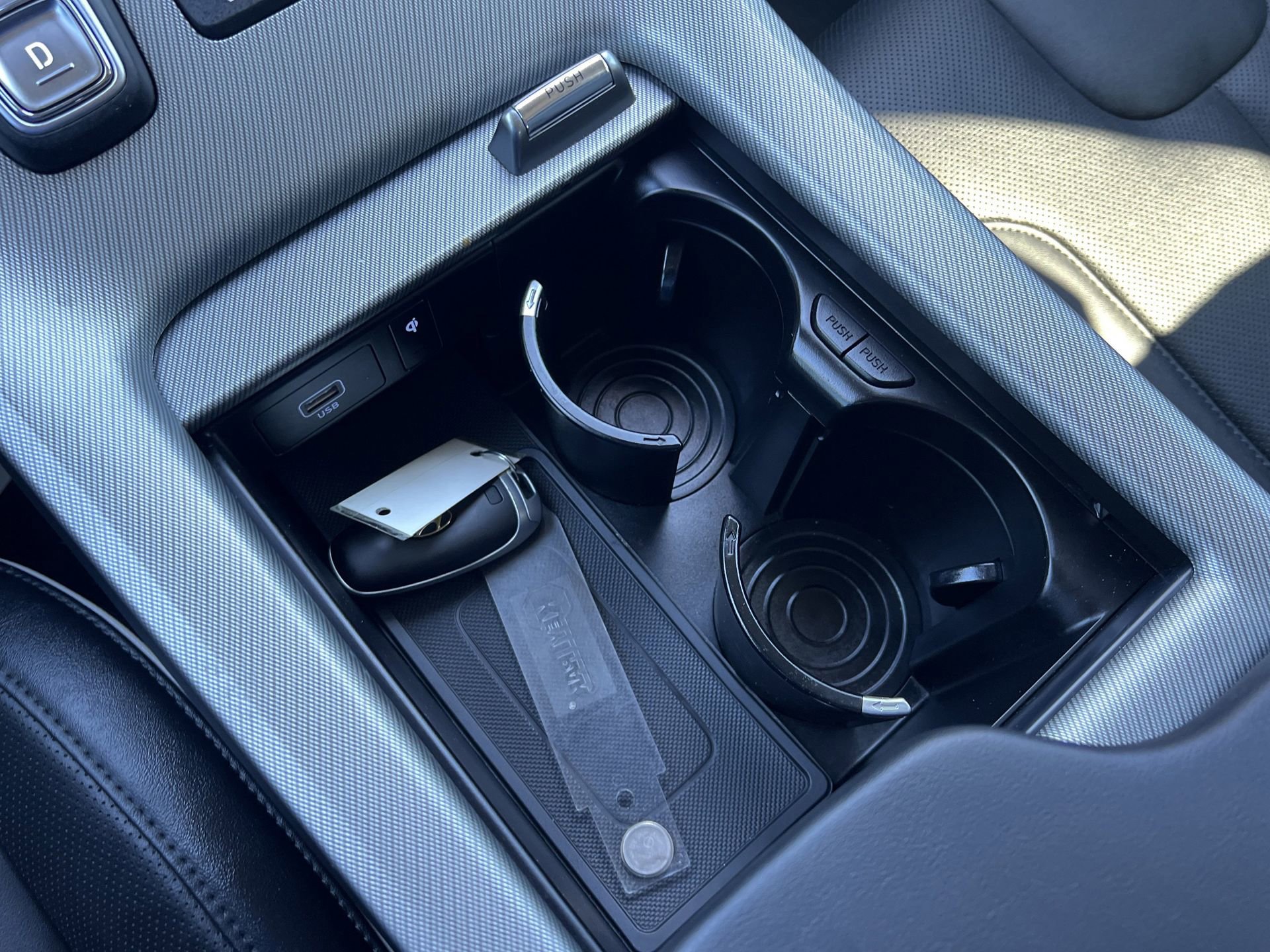 Used 2024 Hyundai Palisade SEL w/ Premium Package image 15