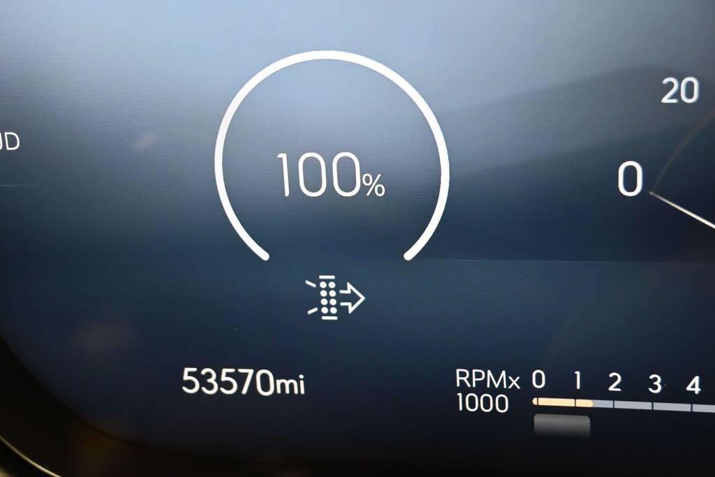 Used 2024 Buick Envision Preferred AWD/4WD image 13