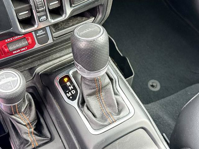 Used 2022 Jeep Gladiator Mojave AWD/4WD image 15