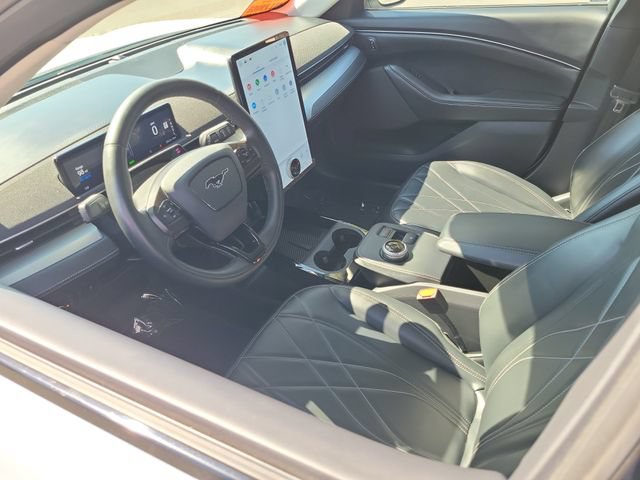 Certified 2023 Ford Mustang Mach-E Select RWD image 3