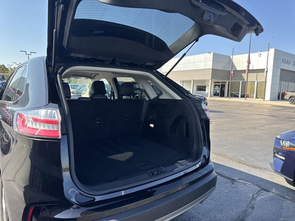 Certified 2024 Ford Edge SEL image 18