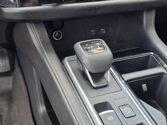 Used 2022 Nissan Pathfinder SV FWD image 22