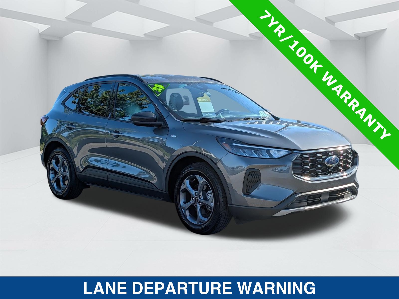 Certified 2025 Ford Escape ST-Line FWD image 3