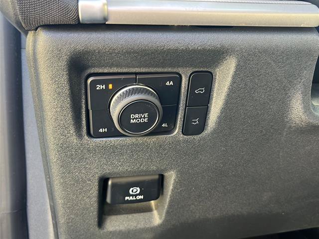 Certified 2025 Ford Expedition Active AWD/4WD image 12