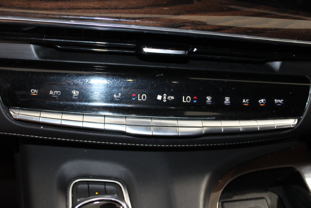 Used 2021 Cadillac Escalade ESV Sport Platinum AWD/4WD image 50