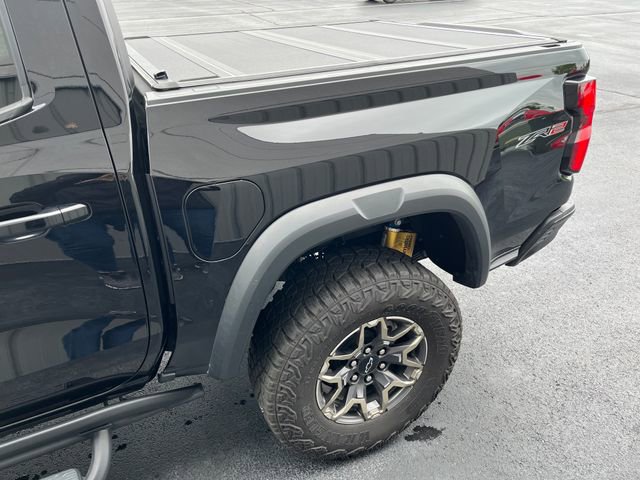 Used 2024 Chevrolet Colorado ZR2 w/ ZR2 Convenience Package III AWD/4WD image 9