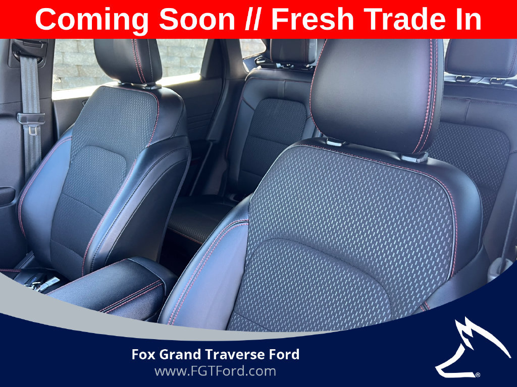 Certified 2025 Ford Escape ST-Line Select AWD/4WD image 12