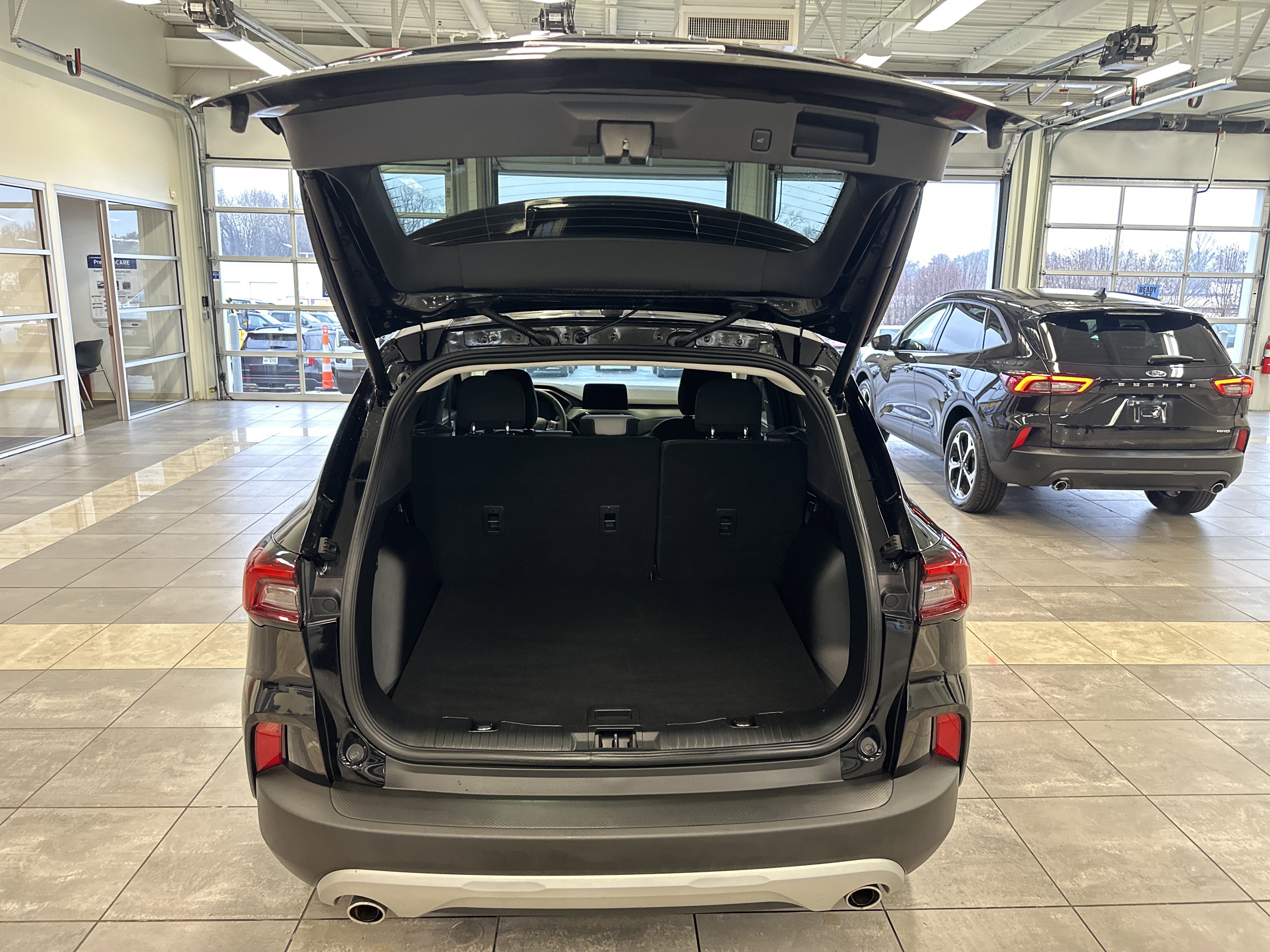 Certified 2023 Ford Escape Active w/ Cold Weather Package image 26