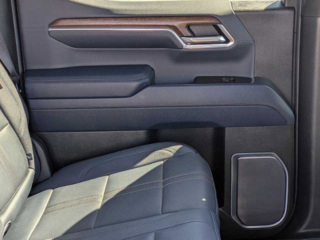 Used 2023 Chevrolet Silverado 1500 High Country w/ High Country Premium Package AWD/4WD image 23