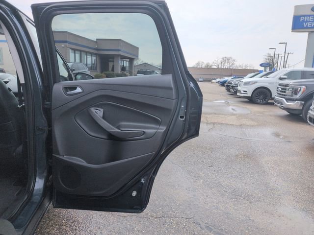 Certified 2019 Ford Escape SE image 24