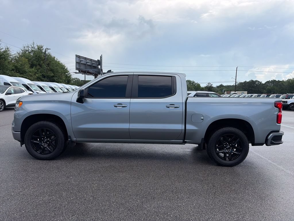Used 2025 Chevrolet Silverado 1500 RST AWD/4WD image 4