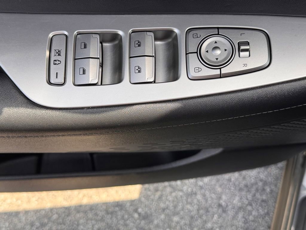 Used 2020 Hyundai Palisade SEL w/ Convenience Package FWD image 17