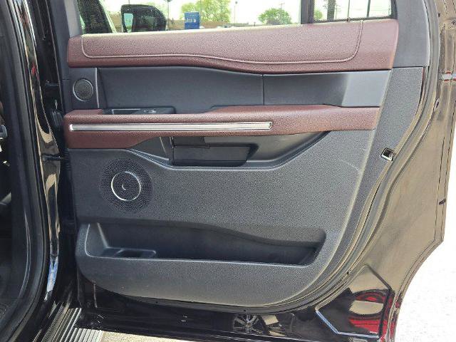 Certified 2024 Ford Expedition Max Limited AWD/4WD image 8