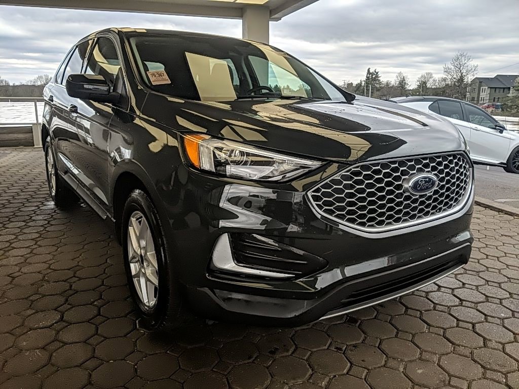 Certified 2023 Ford Edge SEL AWD/4WD image 4