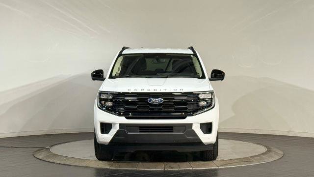 Certified 2025 Ford Expedition Max Active AWD/4WD image 3