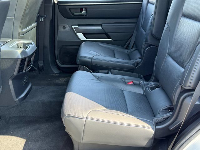 Used 2023 Toyota Sequoia Platinum AWD/4WD image 7