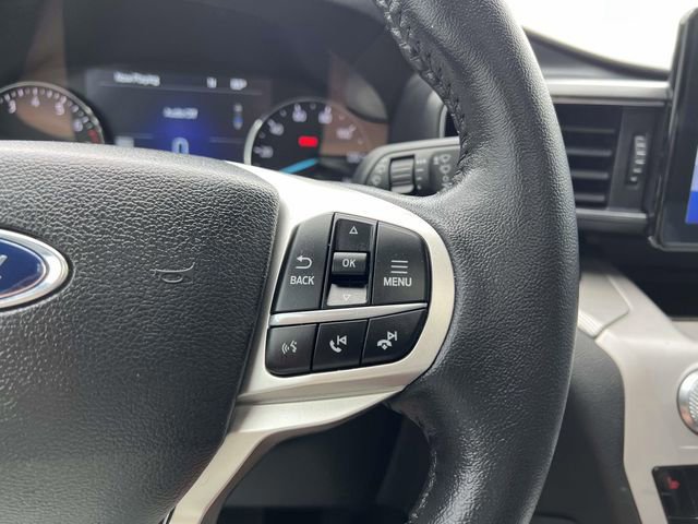 Certified 2023 Ford Explorer XLT w/ Equipment Group 202A AWD/4WD image 18
