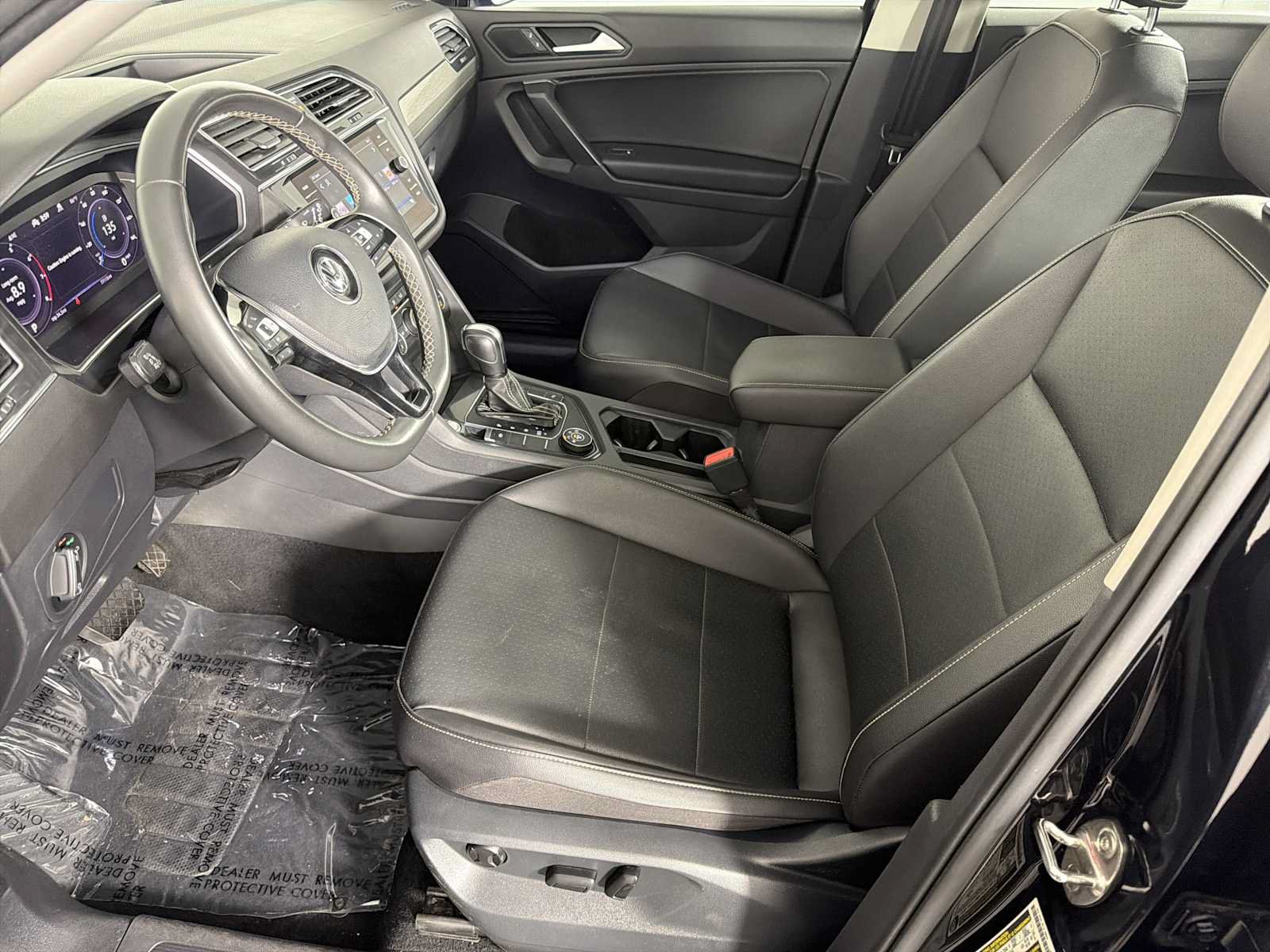 Used 2021 Volkswagen Tiguan SEL AWD/4WD image 13