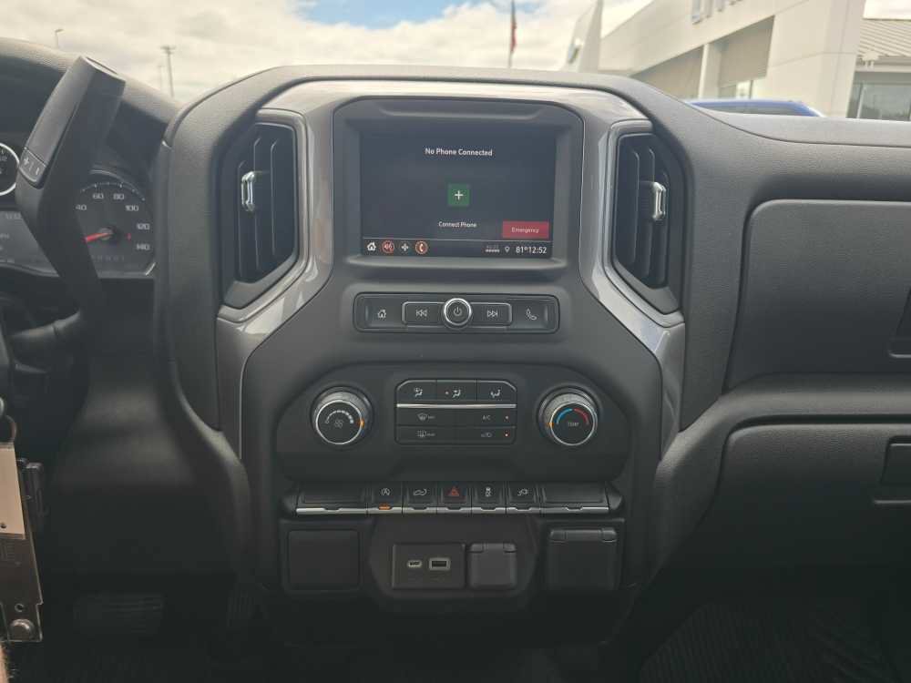 Used 2022 Chevrolet Silverado 1500 Custom w/ LPO, Blackout Package AWD/4WD image 13