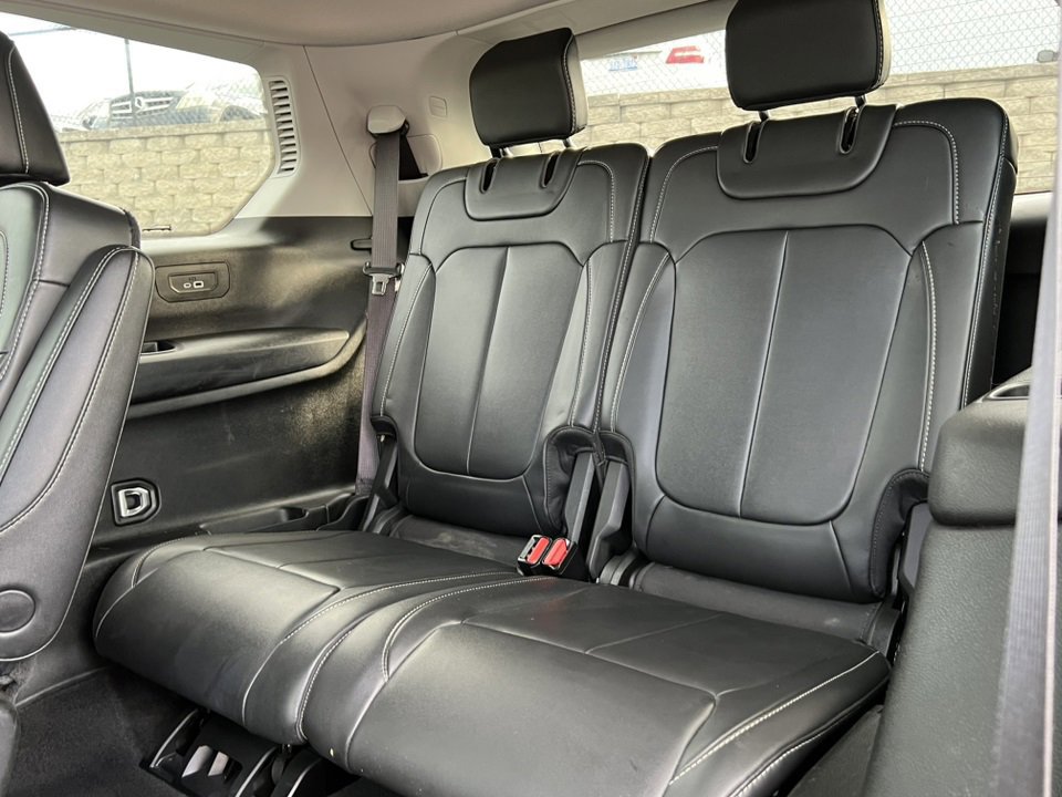 Used 2022 Jeep Grand Cherokee L Limited image 14