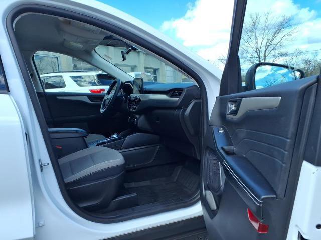 Certified 2022 Ford Escape SE image 12