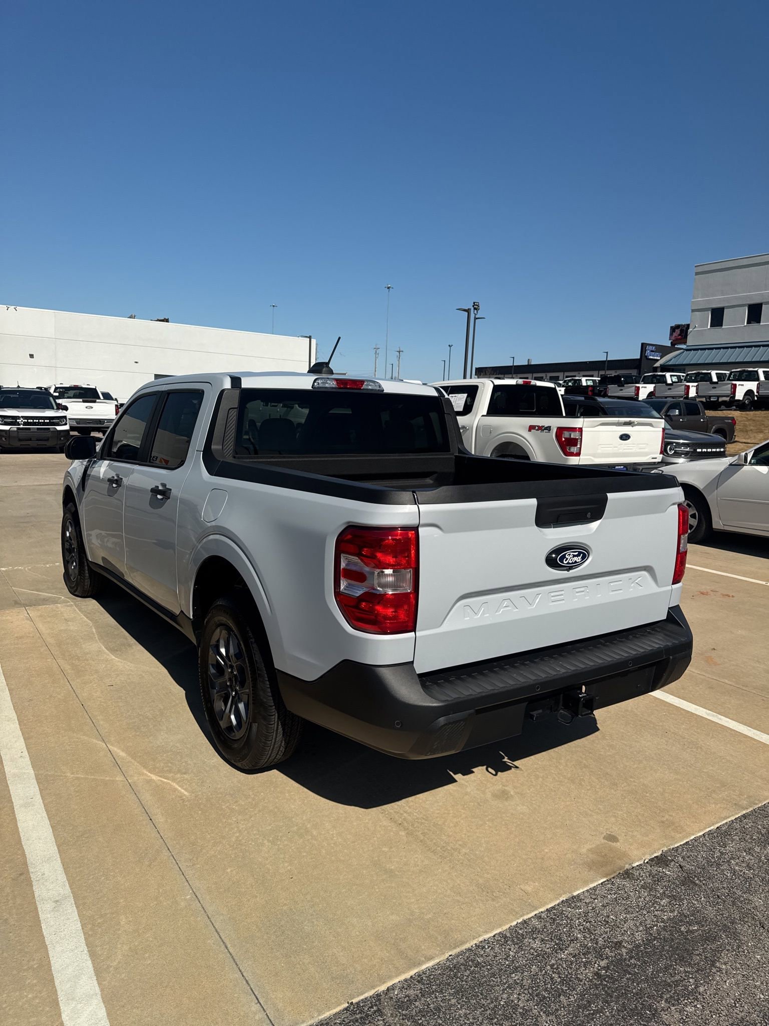 Certified 2025 Ford Maverick XLT w/ Equipment Group 302A image 4