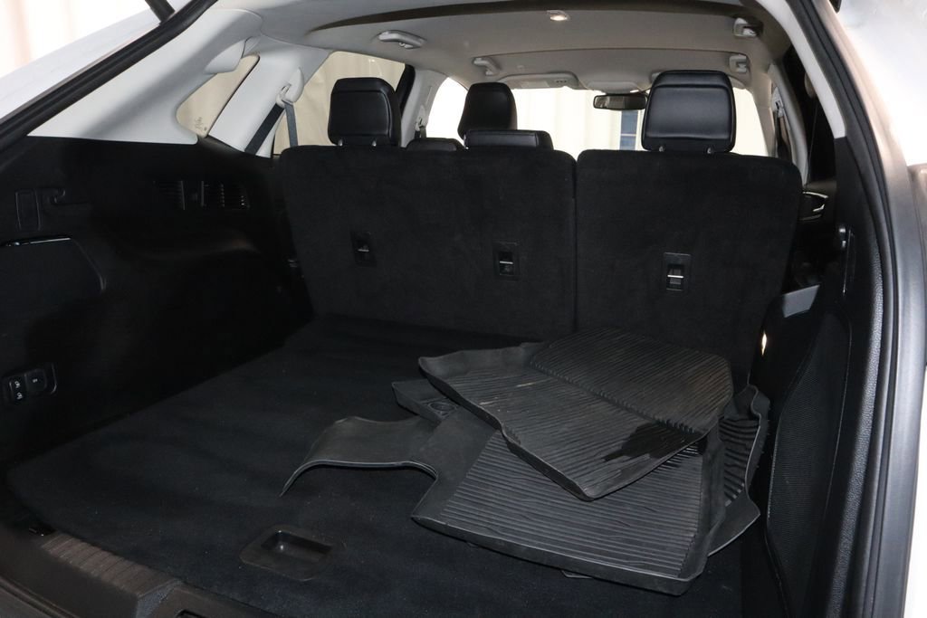 Certified 2023 Ford Edge Titanium AWD/4WD image 17