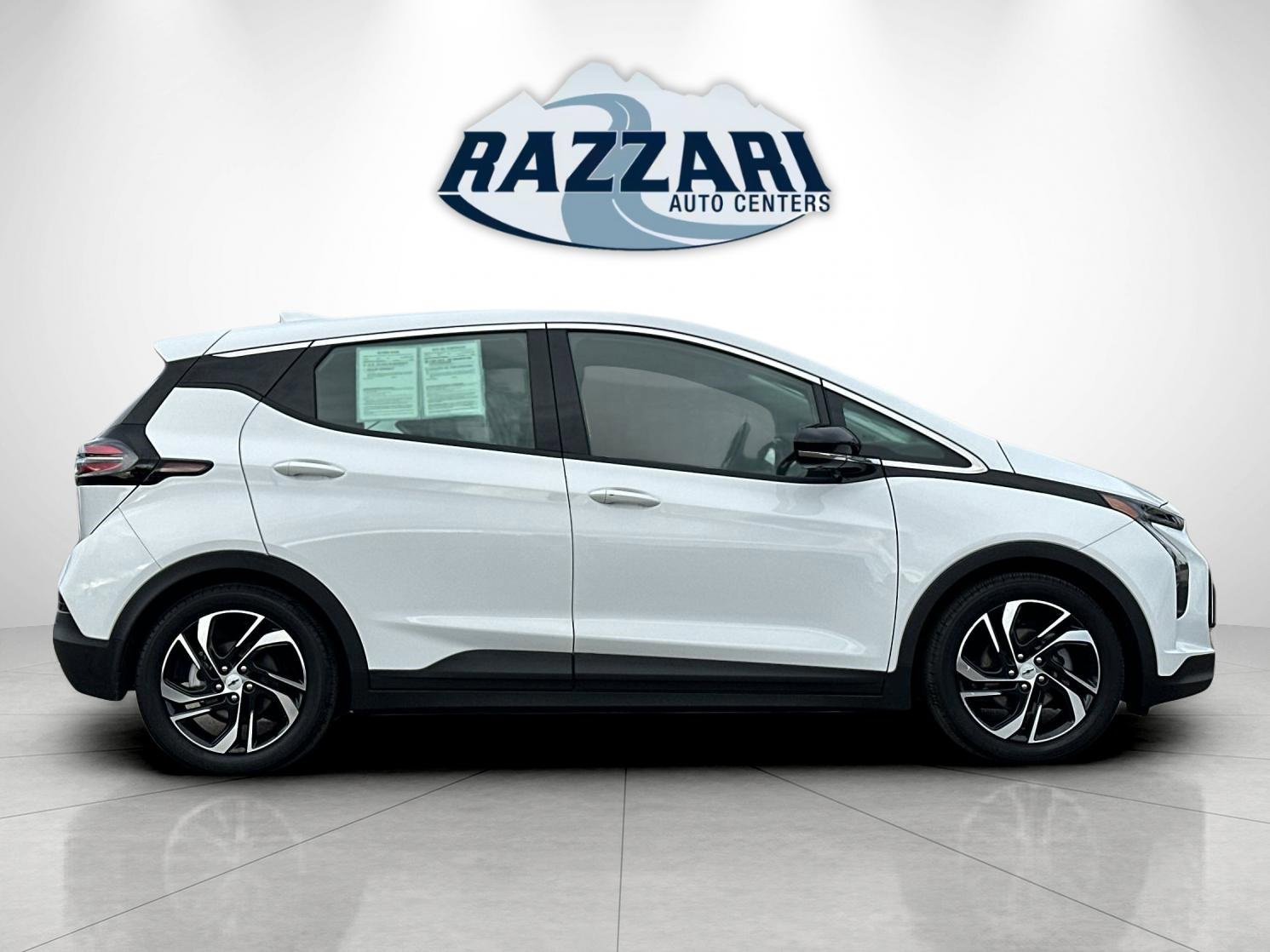 Used 2023 Chevrolet Bolt LT w/ Infotainment Package image 6