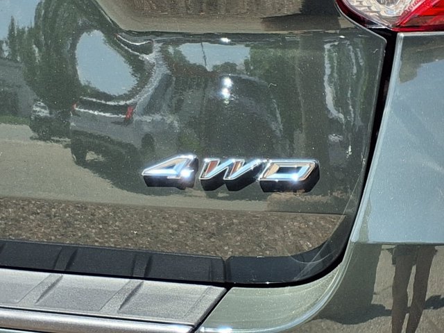 Certified 2024 Ford Explorer XLT w/ Equipment Group 202A AWD/4WD image 24