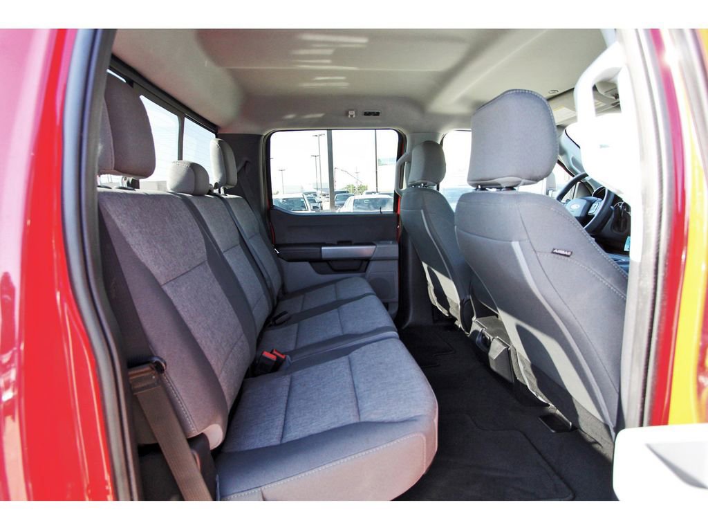 Certified 2024 Ford F250 XL w/ STX Appearance Package AWD/4WD image 10