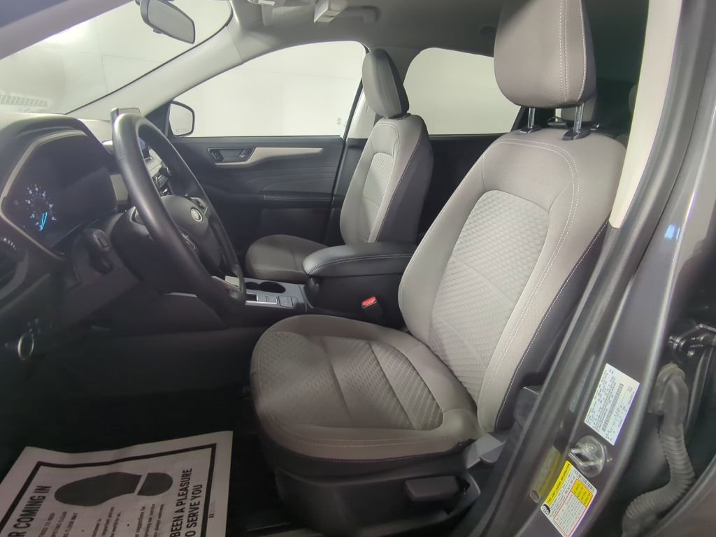 Certified 2022 Ford Escape SE w/ Cold Weather Package image 14