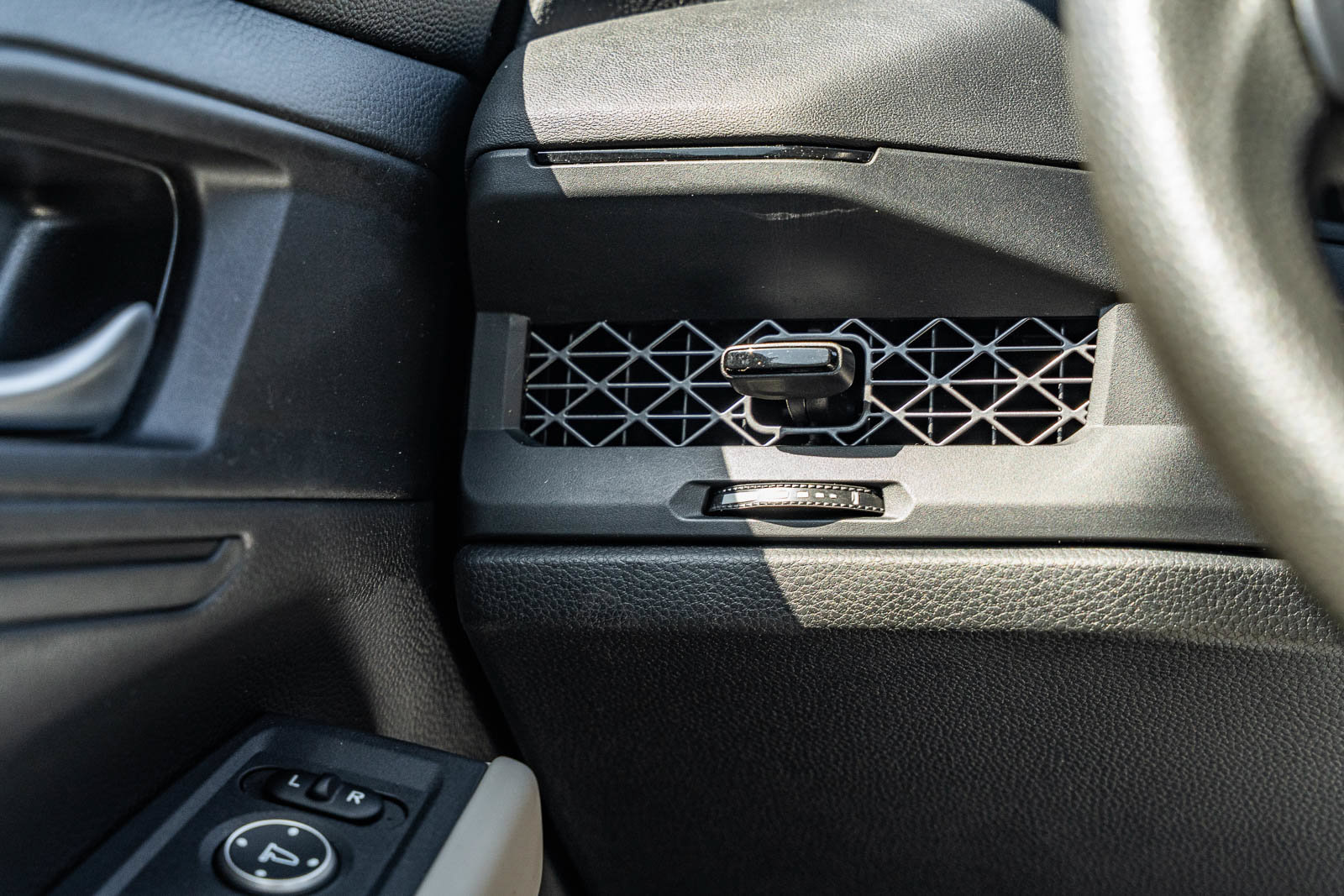 Used 2025 Honda Accord LX image 26