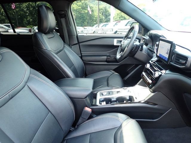 Certified 2022 Ford Explorer ST w/ Equipment Group 401A AWD/4WD image 11