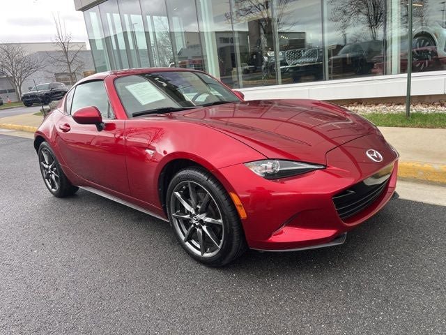 Used 2020 MAZDA MX-5 Miata RF Grand Touring RWD image 11