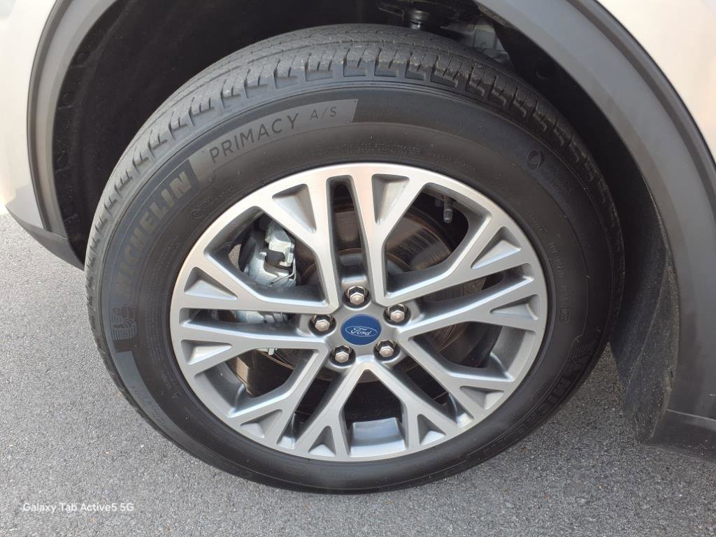 Certified 2022 Ford Escape SEL image 31