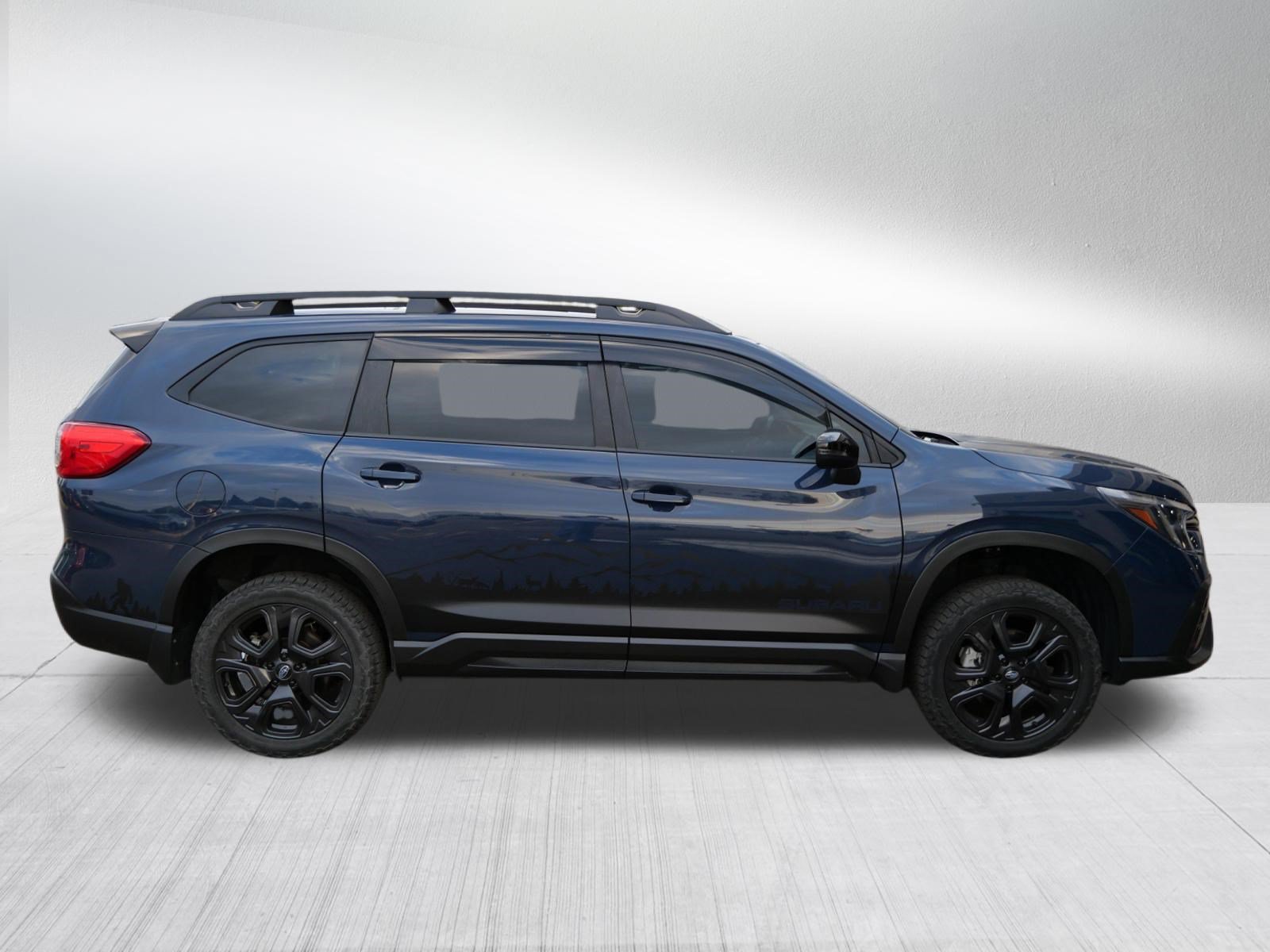 Used 2023 Subaru Ascent Onyx Edition AWD/4WD image 8