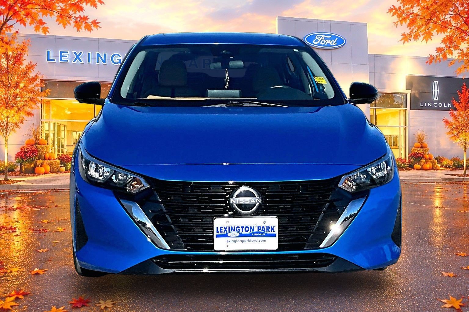 Used 2025 Nissan Sentra SV w/ SV Premium Package FWD image 2