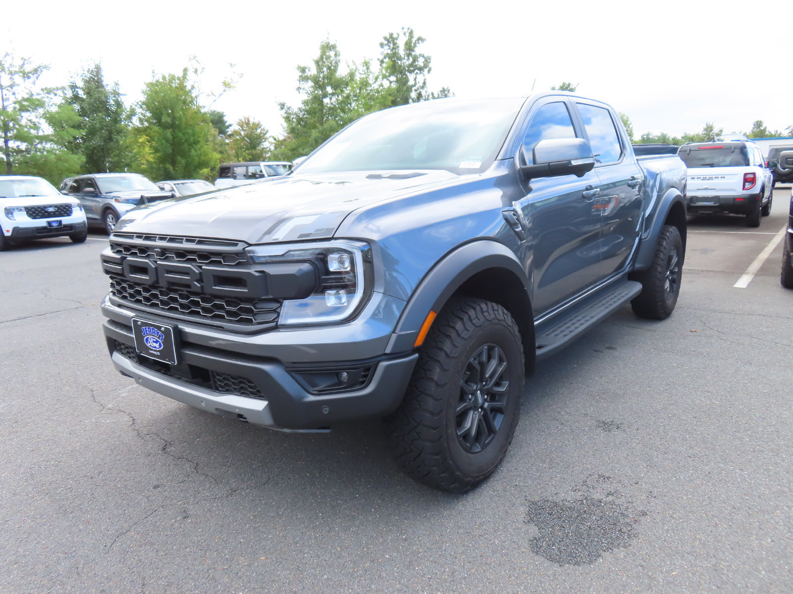 Certified 2025 Ford Ranger Raptor AWD/4WD image 3