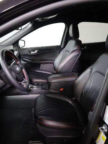 Certified 2025 Ford Escape ST-Line Elite w/ Premium Technology Package AWD/4WD image 9