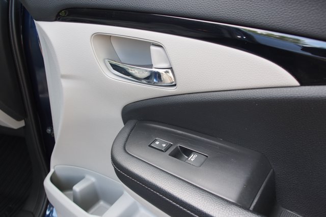 Used 2018 Honda Ridgeline RTL-E image 15