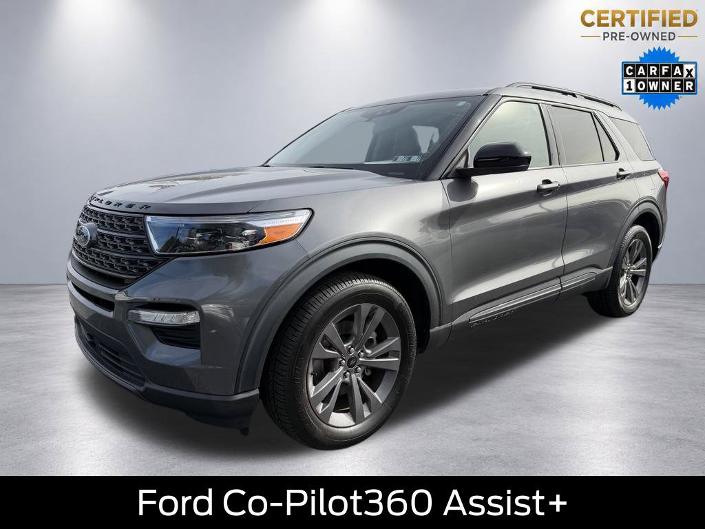 Certified 2022 Ford Explorer XLT w/ Equipment Group 202A AWD/4WD image 3