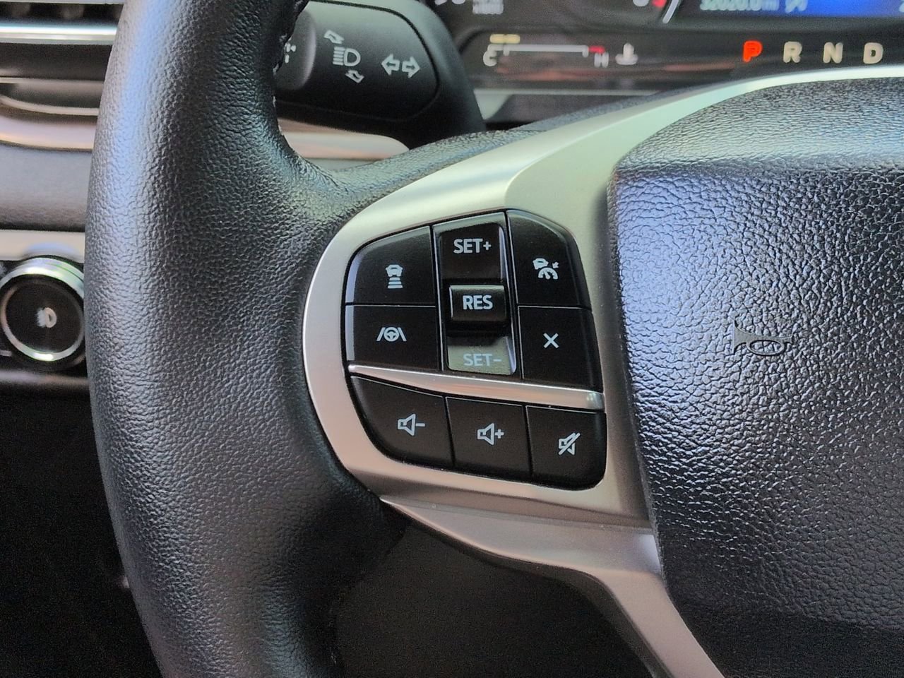 Certified 2024 Ford Explorer Limited w/ Equipment Group 301A AWD/4WD image 25