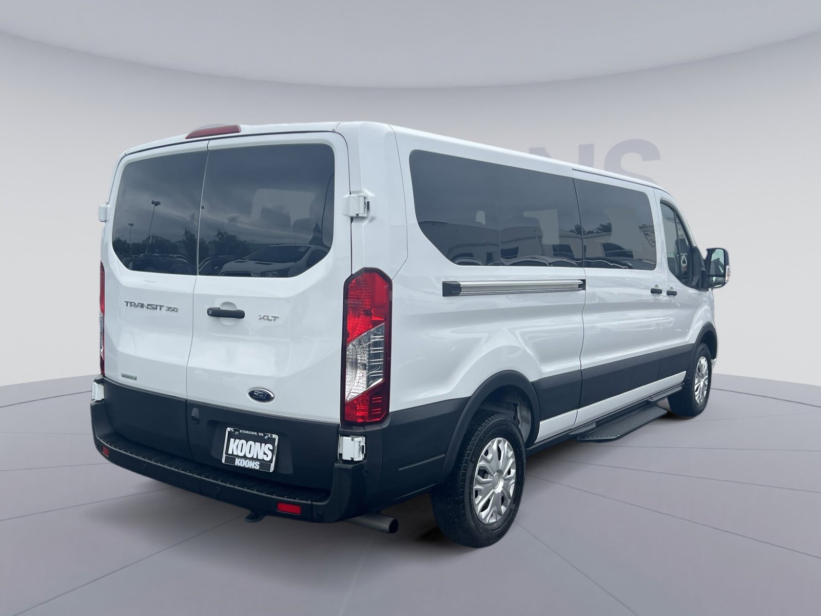 Certified 2025 Ford Transit 350 XLT RWD image 11