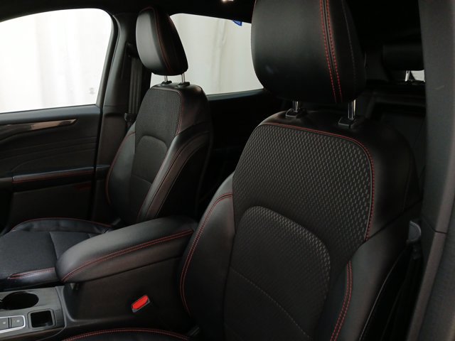 Certified 2023 Ford Escape ST-Line w/ Tech Pack #1 image 21