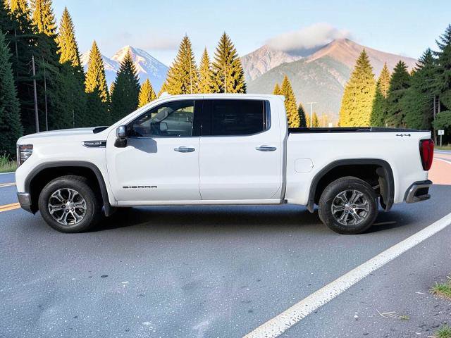 Used 2025 GMC Sierra 1500 SLT AWD/4WD image 3