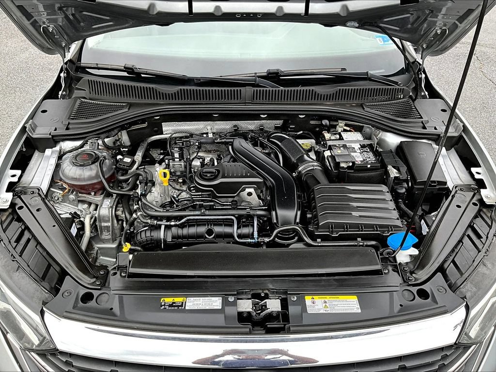Used 2024 Volkswagen Jetta SE FWD image 35