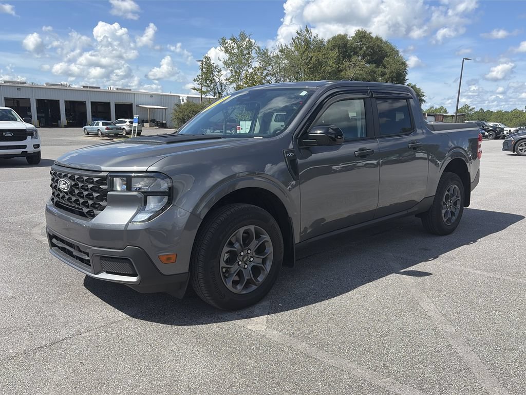 Certified 2025 Ford Maverick XLT w/ XLT Luxury Package AWD/4WD image 2