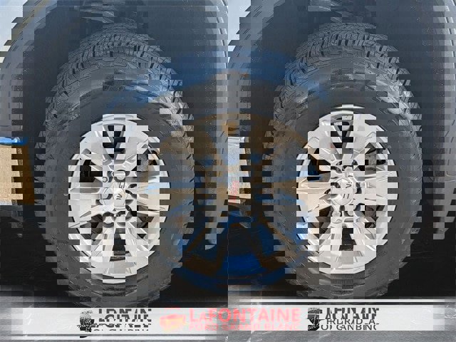 Used 2020 GMC Sierra 1500 SLE w/ SLE Value Package image 29