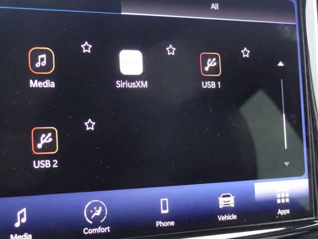 Used 2023 Chrysler Pacifica Touring-L FWD image 34